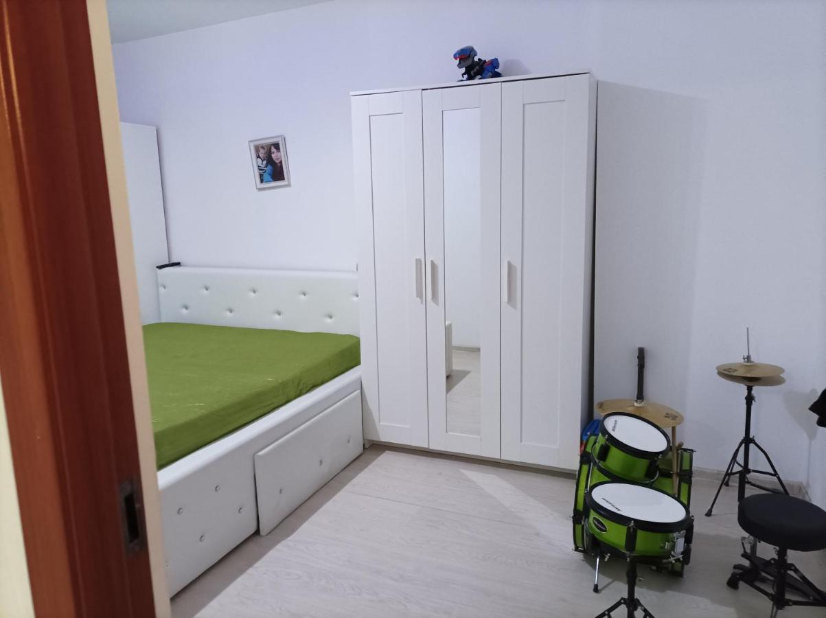 Apartament Doua Camere Uricani  Екстер'єр фото